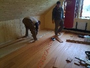   Dřevěná podlaha Doussie - 